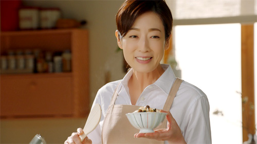 松茸の味お吸いもの 今日は鮭の炊き込みご飯 篇 Cm 味ひとすじ 永谷園