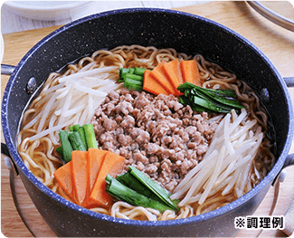 ピリ辛そぼろ風煮込みラーメン鍋の画像