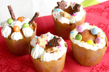 パーティーカップケーキ アレンジレシピ 味ひとすじ 永谷園 パーティーカップケーキ アレンジレシピ 味ひとすじ 永谷園